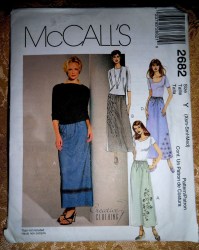 2682 LONG EASY FIT PULL ON SKIRTS OVERSKIRT OR NOT PATTERN XS-M
